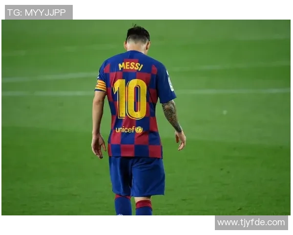 T90青蛙足球球星Laser3闪耀赛场 助力球队勇夺冠军荣耀