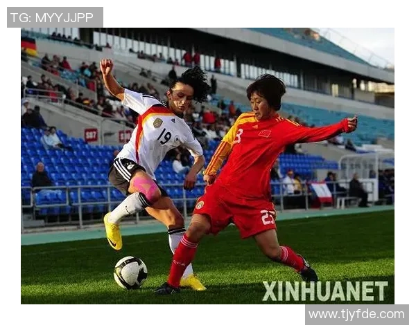 女足球星科尔夫的成长历程与辉煌成就分析